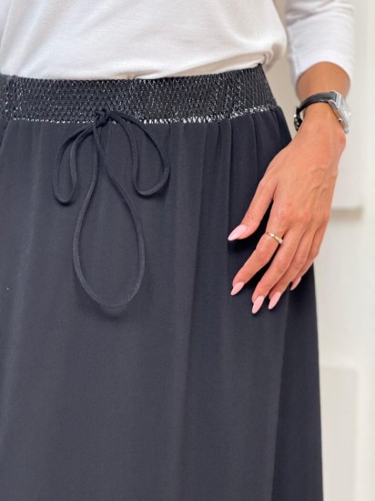 חצאית קומו בטנה סרט