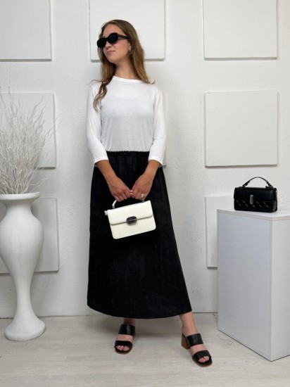 חצאית קרפ בטיק