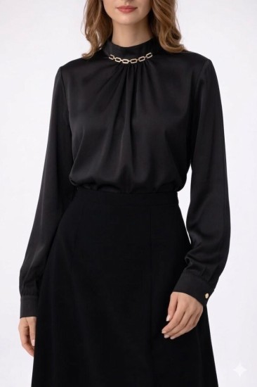 חולצה סאטן שרשרת